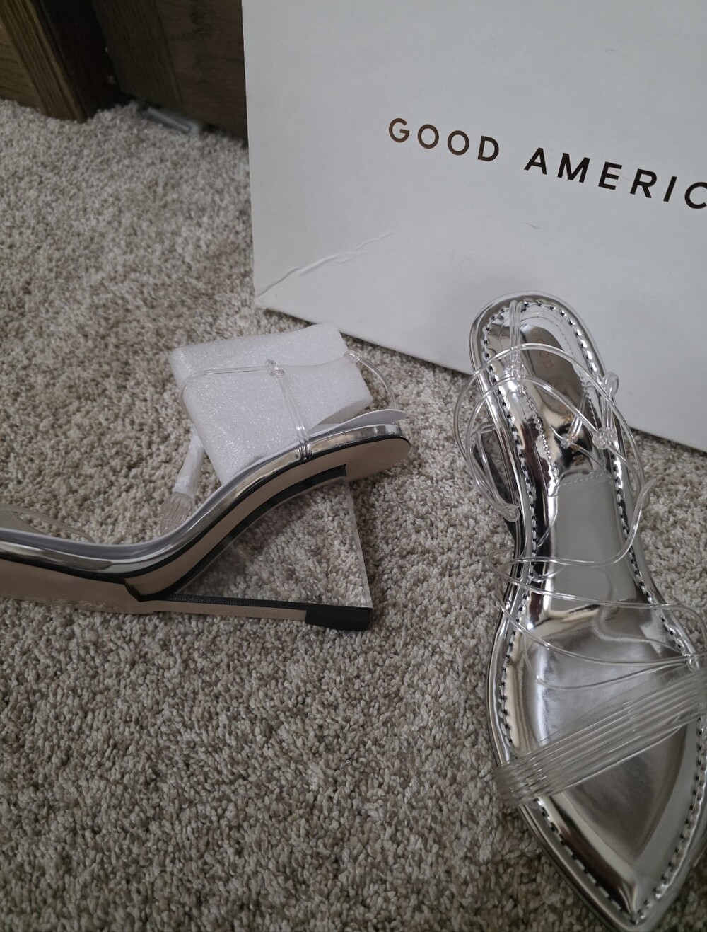 NIB Good American Silver Strappy Pointed-Toe Heels - Picture 1 of 6